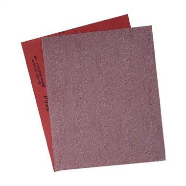 Lembaran kertas pasir yang kasar